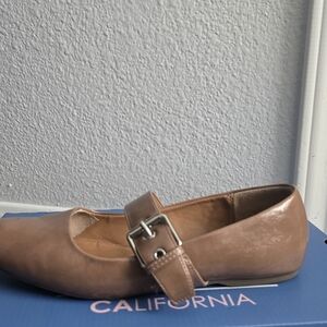DV by Dolce Vita Brown Buckle Flats